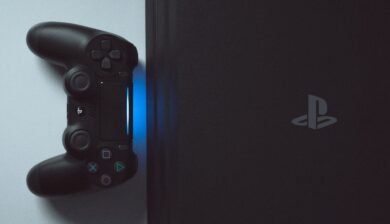 PS4 by fabian-albert -unsplash